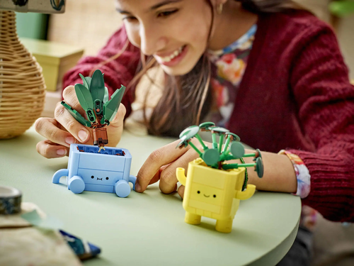 Klocki LEGO BOTANICALS Wesołe roślinki 7