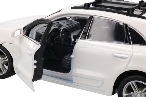 Auto PORSCHE MACAN model metalowy BURAGO 1:24 EUROTREK 4
