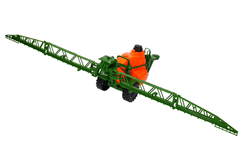 Duży traktor z ładowaczem czołowym TUR i przyczepą - opryskiwacz MAŁY FARMER 6