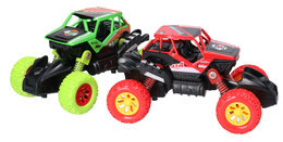 Auto terenowe na resorach display 2