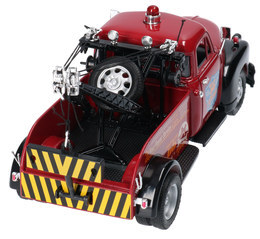 Auto Chevrolet TOW TRUCK pomoc drogowa, model metalowy WELLY 3