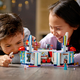 LEGO Friends Kino w Heartlake City 14