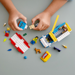  LEGO City. Furgonetka z lodami 6