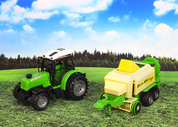 Traktor z przyczepą PRASA KOSTUJĄCA 13