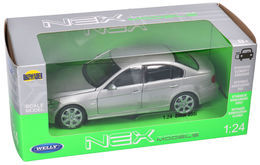 Auto BMW 330i model metalowy WELLY 1:24 6