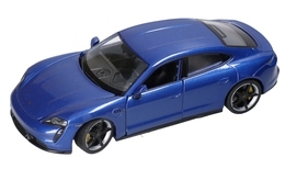 Auto PORSCHE TAYCAN TURBO S 1:24 model metalowy WELLY 2