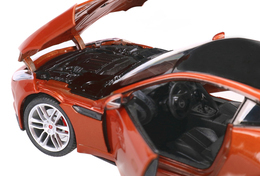 Auto JAGUAR F-TYPE COUPE  model metalowy WELLY 4