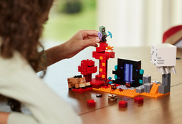 Klocki Lego MINECRAFT Zasadzka w portalu do Netheru 8