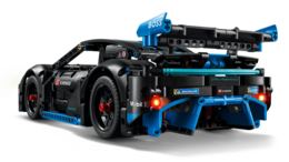 Klocki LEGO TECHNIC Samochód wyścigowy Porsche GT4 e-Performance 4