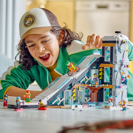 Klocki LEGO CITY Centrum narciarskie i wspinaczkowe 11