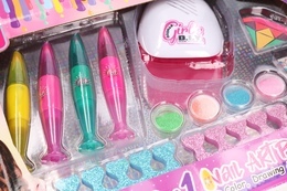 Zestaw do zdobienia paznokci MANICURE pisaki suszarka 3