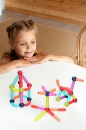 JUMBO klocki magnetyczne 84el w wiaderku 4