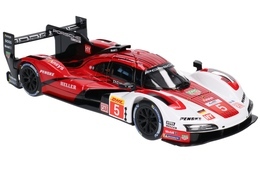 Auto PORSCHE 963 model metalowy BURAGO 1:24  2