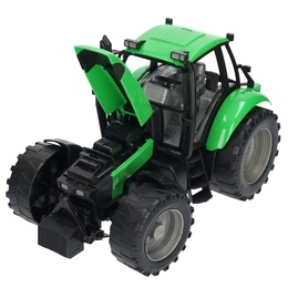 Duży traktor z przyczepą  do przewozu konia  6