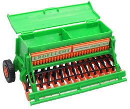 Traktor z siewnikiem MASZYNA ROLNICZA 5