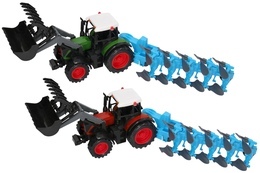 Traktor z pługiem i turem 3