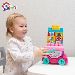 Autobus z zestawem konstrukrora 7