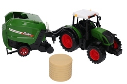 Traktor z przyczepą - belownica, belarka 2
