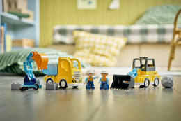 Klocki Lego DUPLO Maszyny budowlane 3 w 1 9