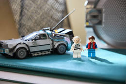 Klocki LEGO SPEED CHAMPIONS Wehikuł czasu z Powrotu do przyszłości 7