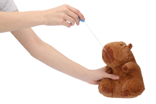 Maskotka KAPIBARA z gumą balonową - wibruje po naciągnięciu 3