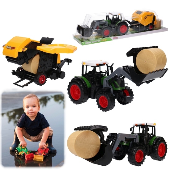 Traktor z przyczepą TUR i belownica, belarka 1