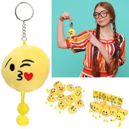 Pluszowy brelok EMOTIKON 1szt 1