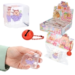 SQUISHY gniotek antystresowy KAPIBARA w kostce lodu 1